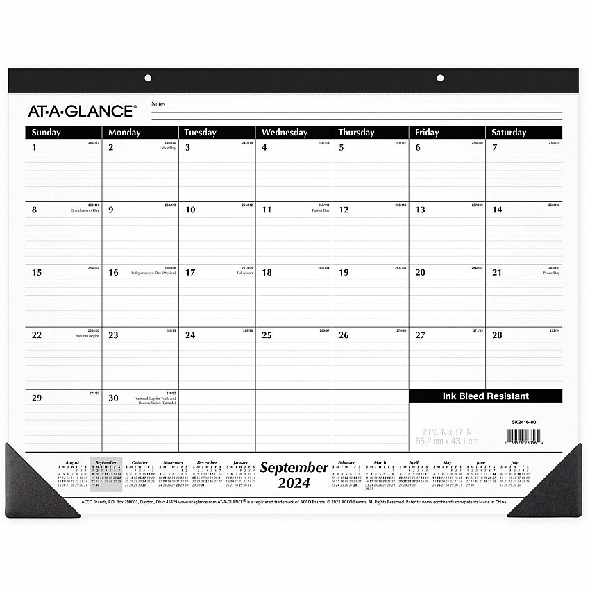 AT-A-GLANCE Academic Year Ruled Desk Pad, 21.75 x 17, White Sheets, Black Binding, Black Corners, 16-Month: Sept 2025 to Dec 2026 (SK241600)