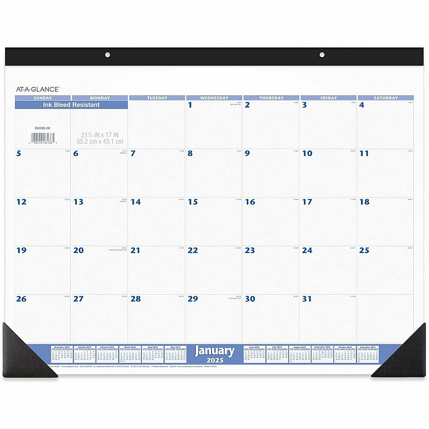 AT-A-GLANCE Desk Pad, 22 x 17, White Sheets, Black Binding, Black Corners, 12-Month (Jan to Dec): 2026 (SW20000)