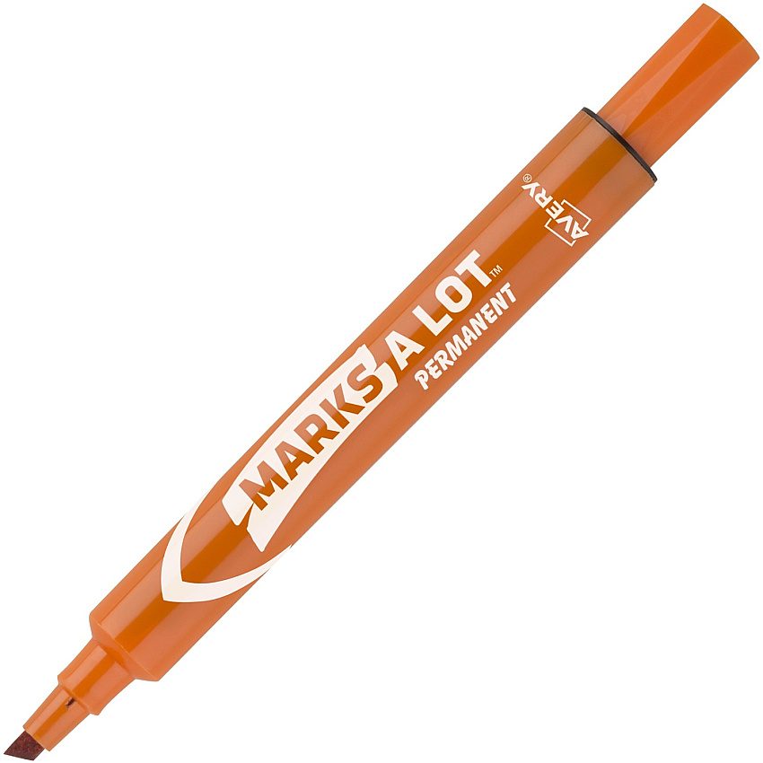 Avery Large Desk-Style Permanent Markers (AVE08883)