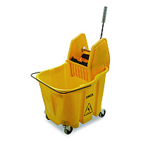 Carlisle OmniFit Mop Bucket with Down Press Wringer, 35 qt, Yellow (4690404)