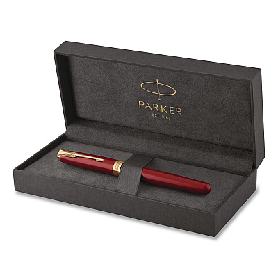 Parker Sonnet Fountain Pen with Gift Box, Medium Fountain Nib, Red Ink, Red Lacquer/Gold Barrel (1931474)