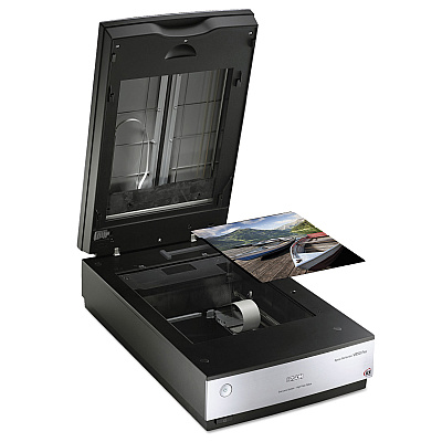 Epson Perfection V850 Pro Scanner, Scans Up to 8.5" x 11.7", 6400 dpi Optical Resolution (B11B224201)