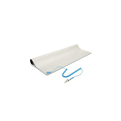 StarTech 24x27.5in Beige Desktop Anti-static Mat (M3013)
