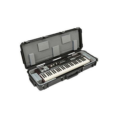 SKB Cases 39.5x 13.5x 3.75iseries 61-note Na (3I4214TKBD)